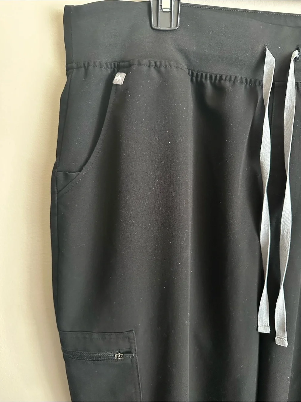 Figs Technical Collection Black Joggers with Drawstring Scrubs SZ XXL T